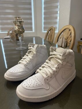 Nike Men's White High-Top Sneakers
